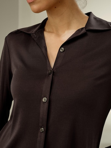 Lilysilk - Blusa en marrón