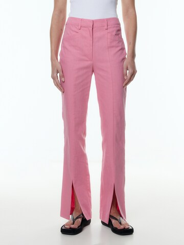 EDITED Flared Broek 'Ejla' in Roze: voorkant