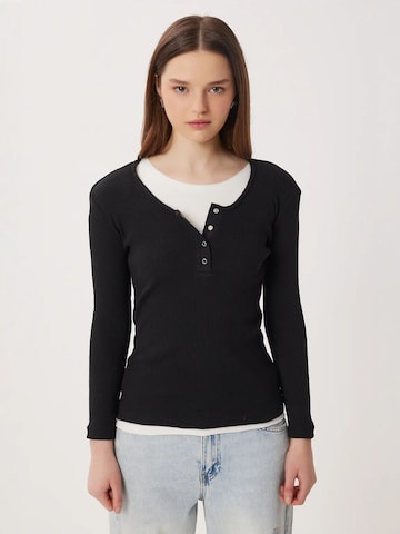 Camicia da donna di Happiness İstanbul in nero
