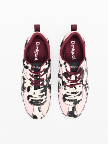 Sneaker bassa di Desigual in rosa