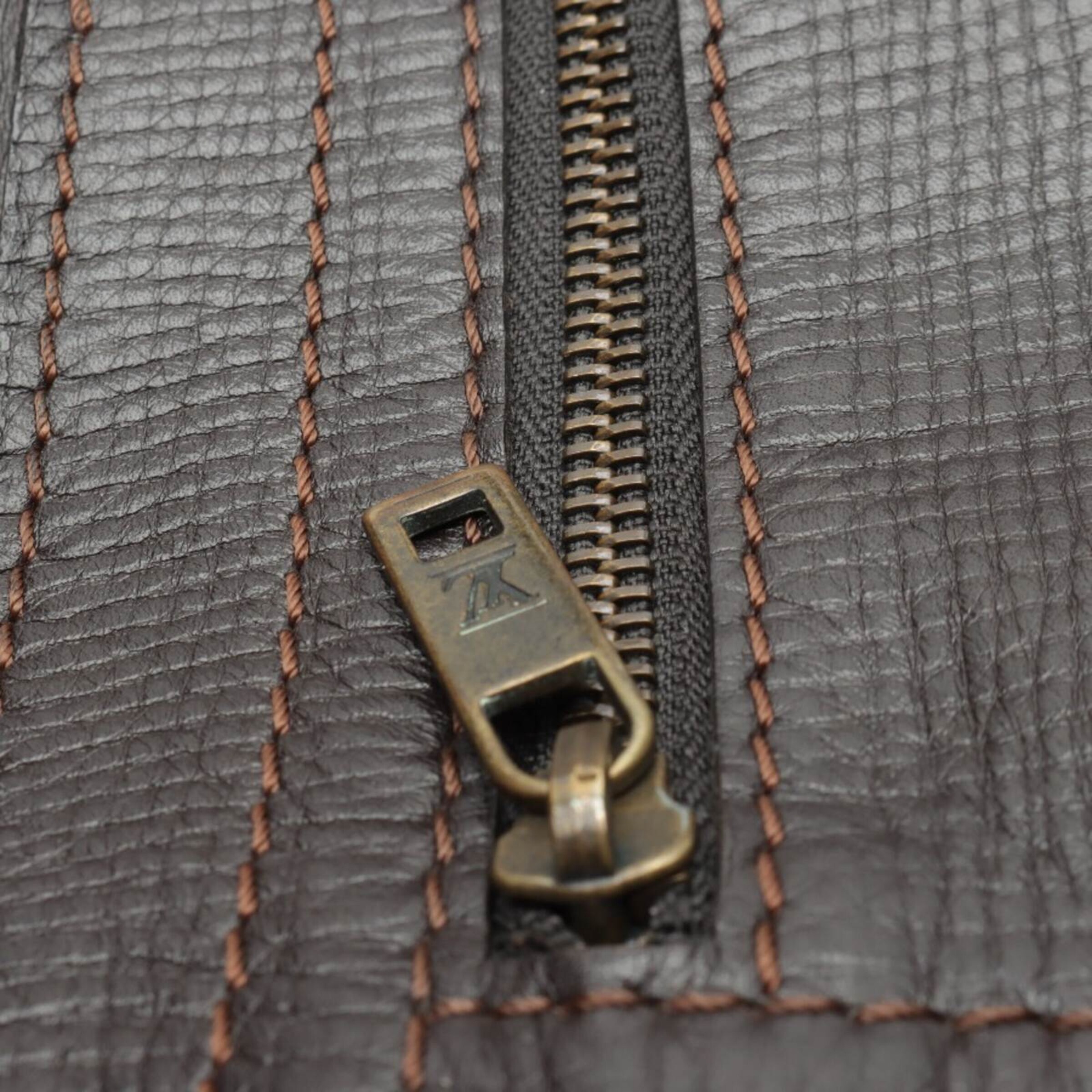 Louis Vuitton Bag in One size in Brown