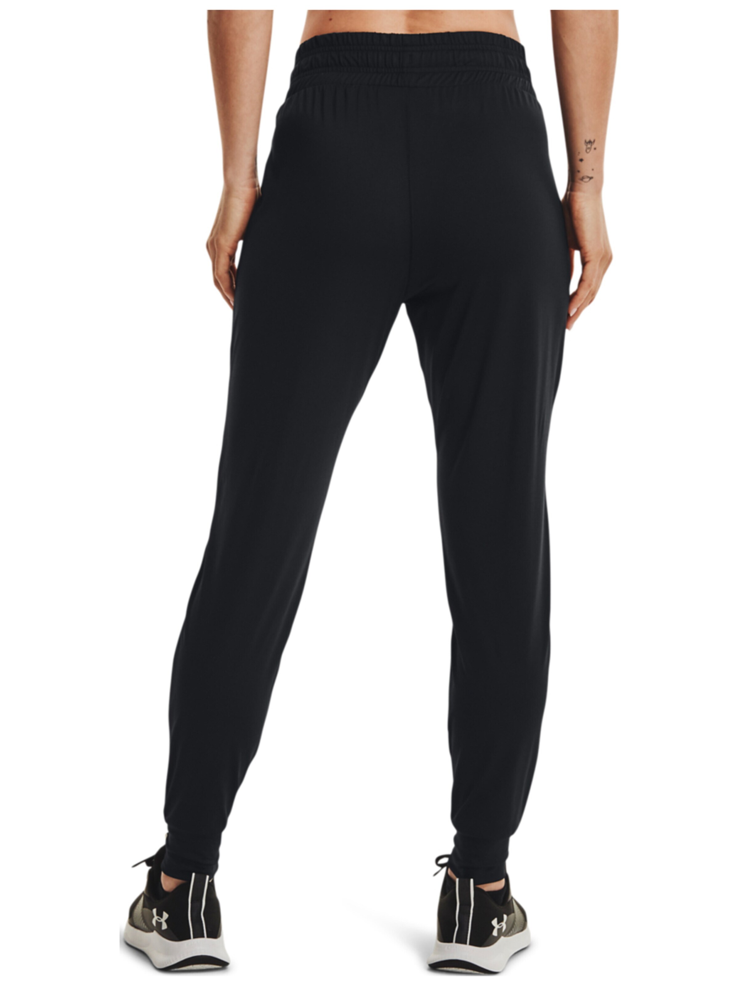 UNDER ARMOUR Regular Sportbroek 'Under Armour HeatGear' in Zwart