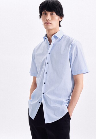 Coupe regular Chemise business SEIDENSTICKER en bleu : devant