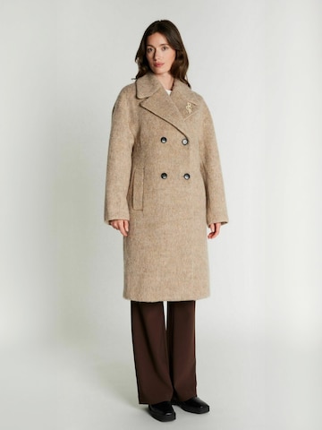 RUE de FEMME - Sobretudo de inverno ' Kanzina ' em bege: frente