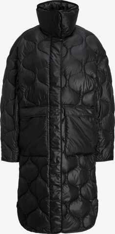 JJXX Between-Seasons Coat in Black: front