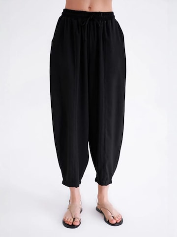 Pantaloni di MixRay in nero: frontale