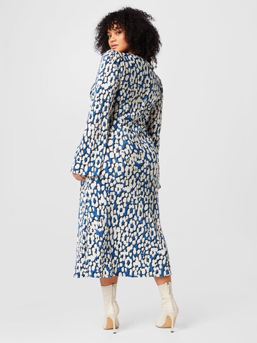 Robe River Island Plus en bleu