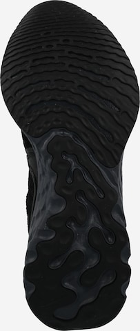 Chaussure de course 'React Infinity' NIKE en noir