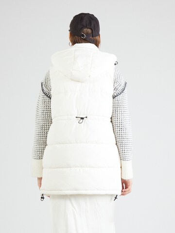 Noisy may Vest 'NMAURORA' in White