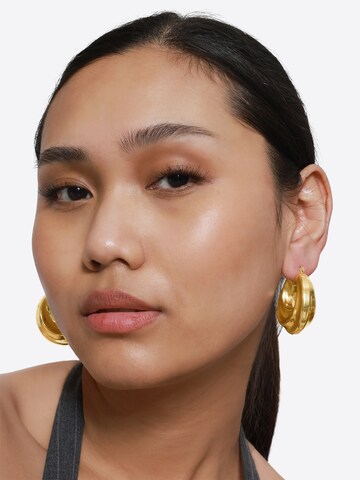 Heideman Earrings 'Prisca' in Gold: front