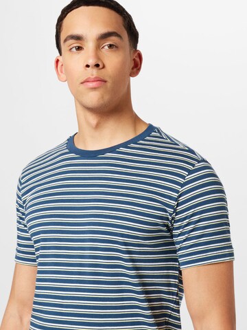 UNITED COLORS OF BENETTON T-Shirt in Blau