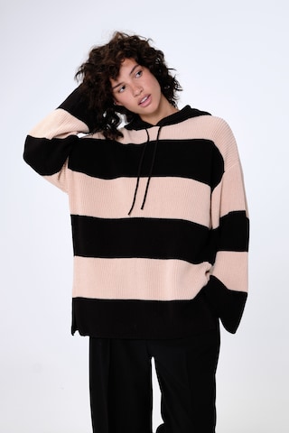 Pull-over Aligne en noir : devant