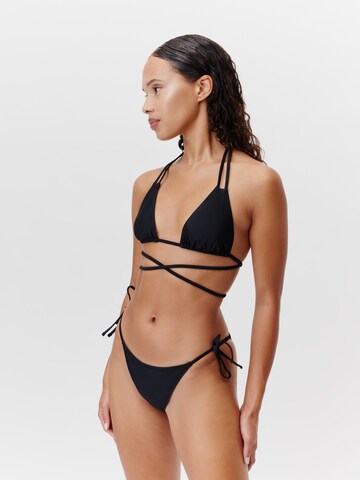 Slip bikini 'Alanis' di LeGer by Lena Gercke in nero