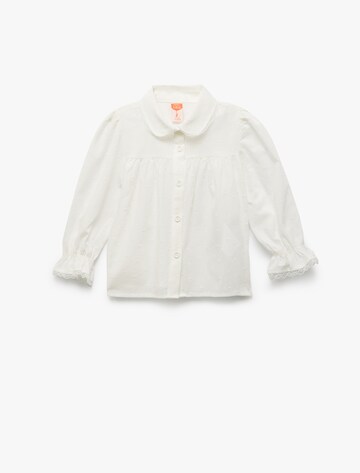 Koton Blouse in White: front