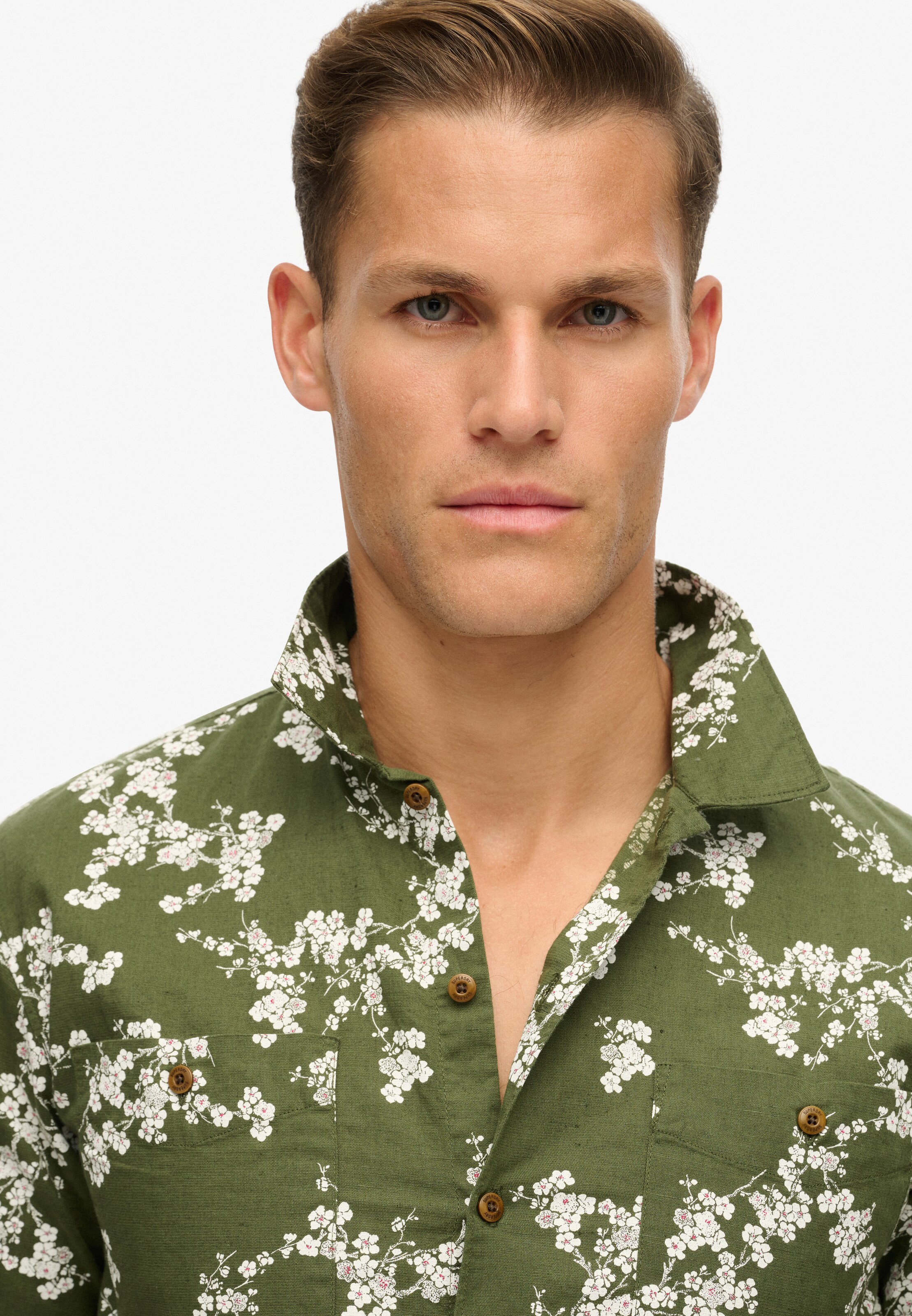 Superdry Regular Fit Hemd in Grün: Vorderseite