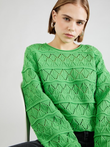 OBJECT Sweater in Green