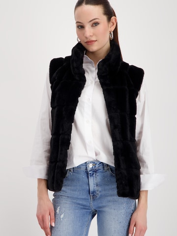 monari Vest in Black: front