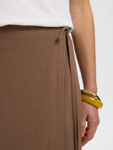 SELECTED Nederdel i brun