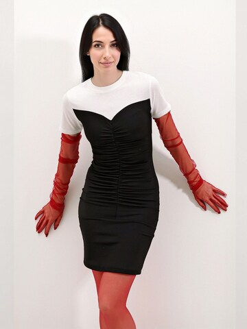 Bigdart Dress in Black