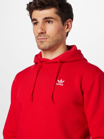 Sweat-shirt 'Trefoil Essentials' ADIDAS ORIGINALS en rouge