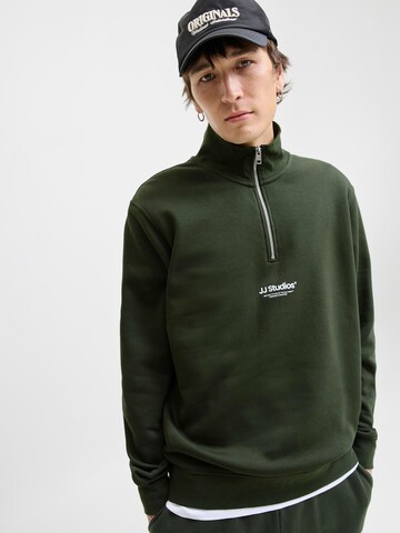 JACK & JONES Sweatshirt 'JJESoho' in Groen