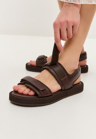 CESARE GASPARI Sandal in Brown