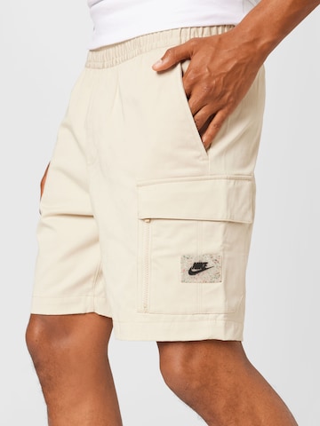 Regular Pantalon Nike Sportswear en beige