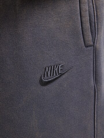 Nike Sportswear Regularen Hlače 'CLUB' | siva barva