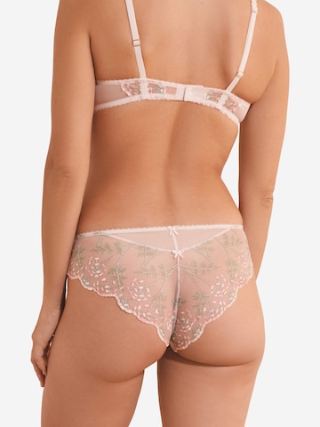 Slip 'Infusion' di ETAM in beige