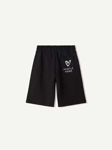 Bershka Loose fit Trousers in Black