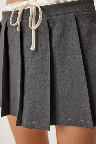 Happiness İstanbul Skirt in Grey