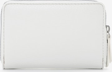 TAMARIS Wallet 'Anuschka' in White