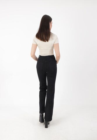 Elara Flared Jeans i sort