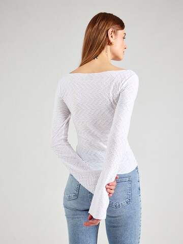 Maglietta di MYLAVIE by Sarah Harrison in bianco