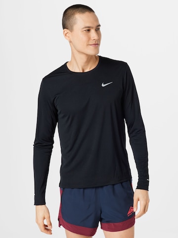 NIKE Functioneel shirt 'Miler' in Zwart: voorkant