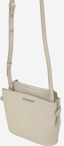 Sac à bandoulière Calvin Klein en beige : devant