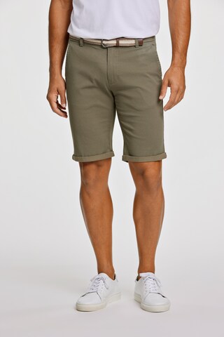 Lindbergh Regular Chino Pants 'Superflex' in Green: front