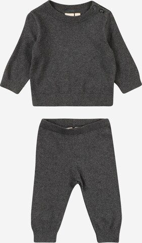 GAP Set in Grey: front