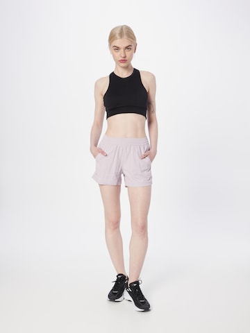 Kathmandu Regular Sportshorts in Lila