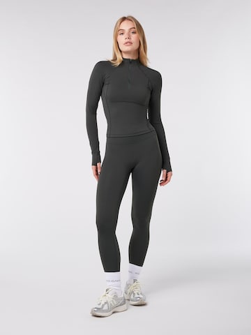 YO-GAYA Sports top 'Quarter Zip Long Sleeve Top' in Grey