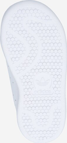 Baskets 'STAN SMITH' ADIDAS ORIGINALS en blanc