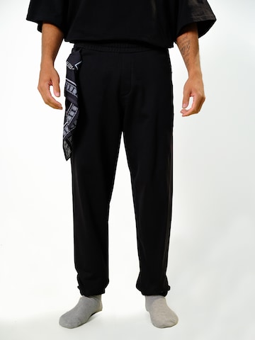 Alessandro Magno Loose fit Workout Pants 'CORE 2.0' in Black: front