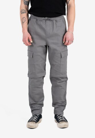 Prohibited Regular Cargo Pants in Grey: front