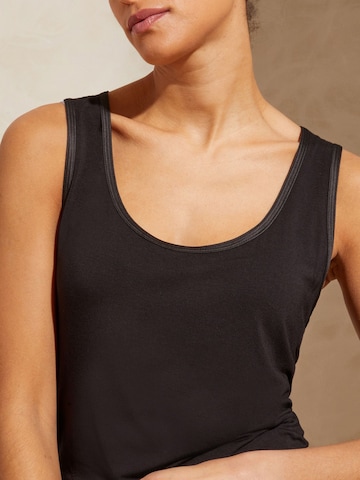 Haut love & roses en noir