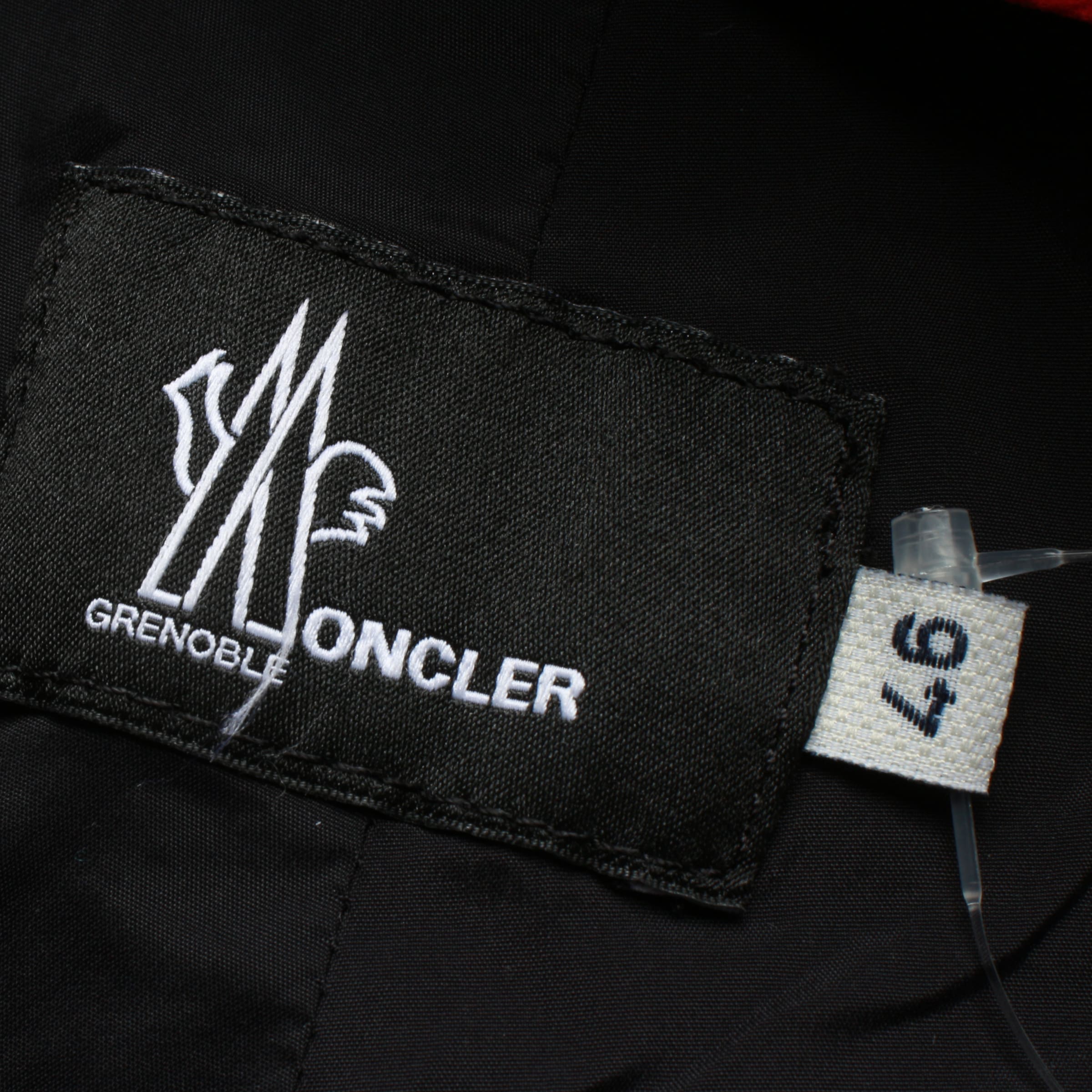 MONCLER Pants in 31-32 in Black