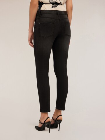 Skinny Jean MOTIVI en noir