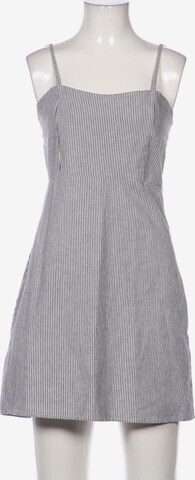 Brandy Melville Kleid 4XL in Grau: predná strana