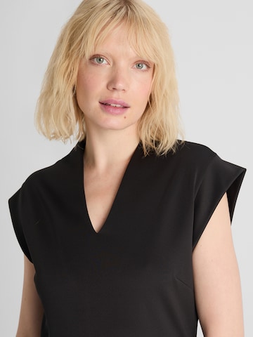 Guido Maria Kretschmer Women Mekko 'Paulina' värissä vaaleanpunainen
