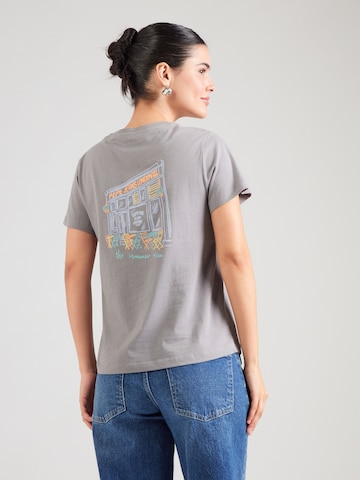 Pepe Jeans Tričko - Sivá: predná strana