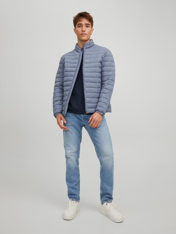 JACK & JONES Демисезонная куртка в Синий